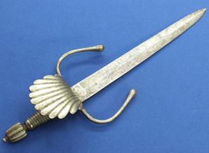 A very nice Antique 17th century European Lefthand Dagger, length 43 cm, in very good condition. Price 1.450 euro
