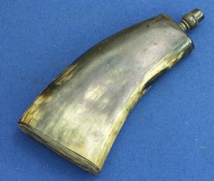 A very nice antique 19th century Powder Horn, length 17,5 cm, in very good condition. Price 110 euro