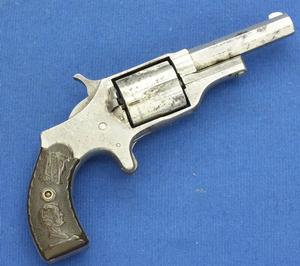 A very nice antique American suicide special by C.S Shattuck Pocket Revolver, .32 RF caliber, length 18,5 cm, in unrestored condition.Price 450 euro
