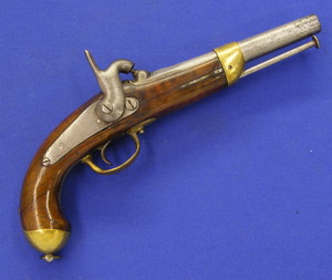 A fine antique 19th Century Egyptian Military Percussion Pistol Model 1860, made in Liege, caliber 17 mm, length  37 cm, in very good condition. Price 1.350 euro