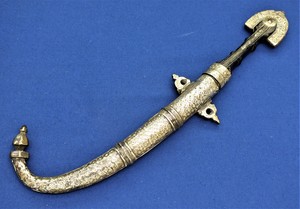 A fine antique 19th century Silver Mounted Maroccan Koummiya Dagger, length 44 cm, in very good condition, Price 400 euro