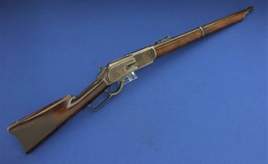 A Scarce Antique American North West Military Police Winchester Model 1876 Carbine. Caliber 45-75. 22 inch round barrel with clear Winchester address. Length 107 cm. In very good condition.