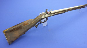 A very nice antique 18th Century Swiss Flintlock Rifle by Albrecht Wagner in Bern, caliber 14 mm smooth, length 135 cm, in very good condition. Price 2.750 euro
