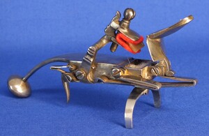 A very nice antique 18th century West European Flintlock Tinder Lighter, length 17 cm, in very good condition. Price 675 euro
