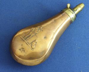 A very nice antique 19th Century Embossed English Powder Flask, height 19 cm, in very good condition. Price 195 euro