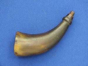 A very nice antique 19th Century Small Powder Horn, height 14 cm, in very good condition. Price 75 euro