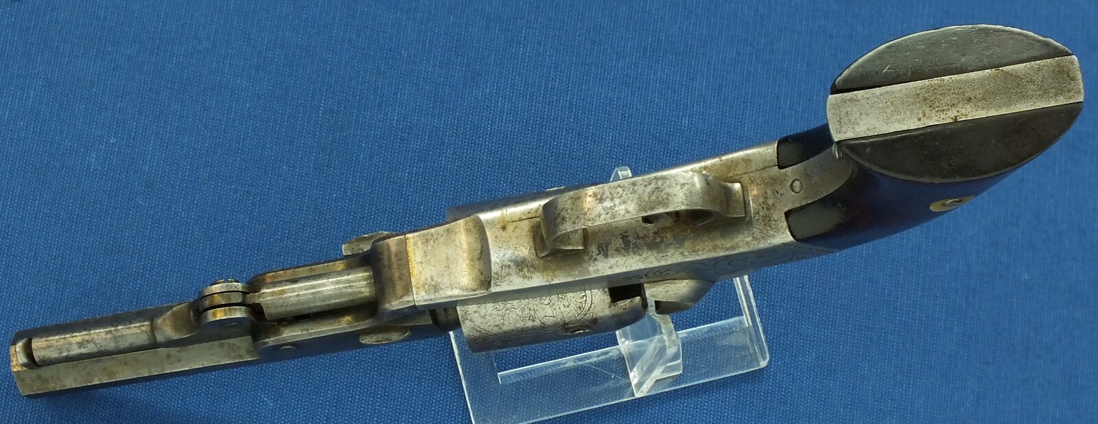American Bacon Mfg. Co. Norwich Conn. First model Pocket 5 shot percussion Revolver. 31 Caliber, 4 inch barrel. Only 1000 made. Length 24,5cm. In very good condition. Price 1.450 euro.