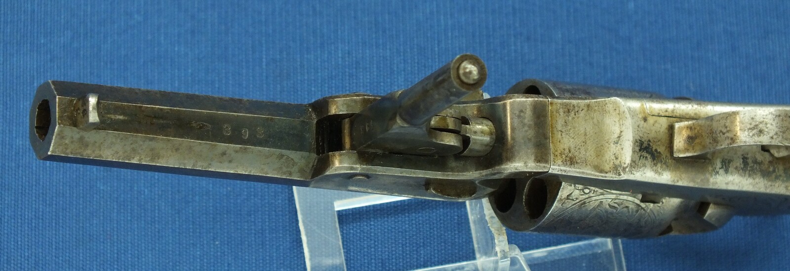 American Bacon Mfg. Co. Norwich Conn. First model Pocket 5 shot percussion Revolver. 31 Caliber, 4 inch barrel. Only 1000 made. Length 24,5cm. In very good condition. Price 1.450 euro.