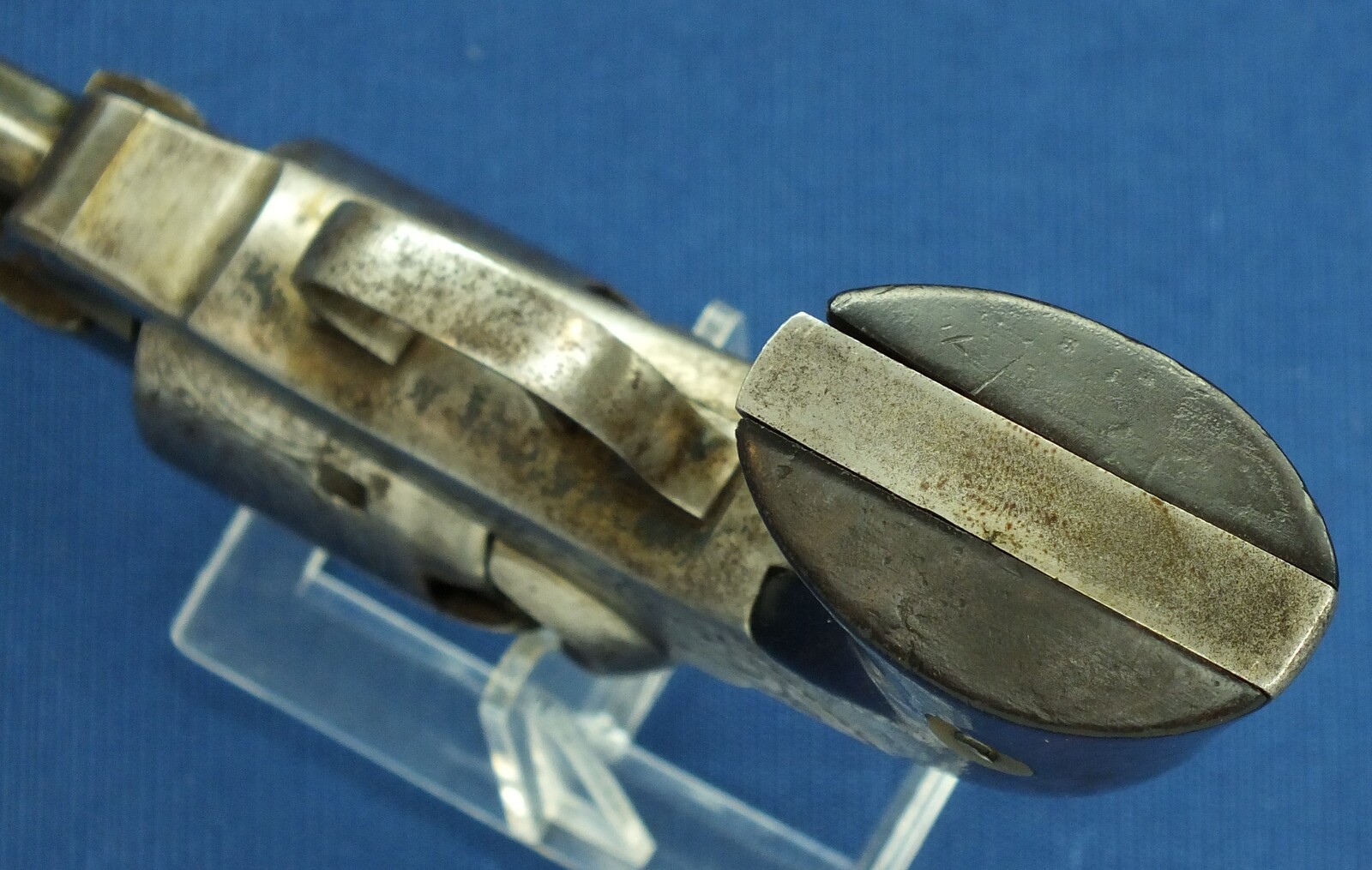 American Bacon Mfg. Co. Norwich Conn. First model Pocket 5 shot percussion Revolver. 31 Caliber, 4 inch barrel. Only 1000 made. Length 24,5cm. In very good condition. Price 1.450 euro.
