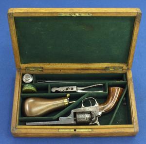 A very nice antique 19th century Cased Small Version of a Brevete Colt Baby Dragoon/Wells Fargo Pocket Percussion revolver, .28 caliber, length 23,5 cm, in very good condition. Price 3.250 euro