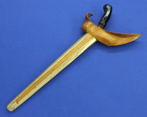 A very nice antique Indonesian Keris, length  46 cm, in very good condition. Price 225 euro