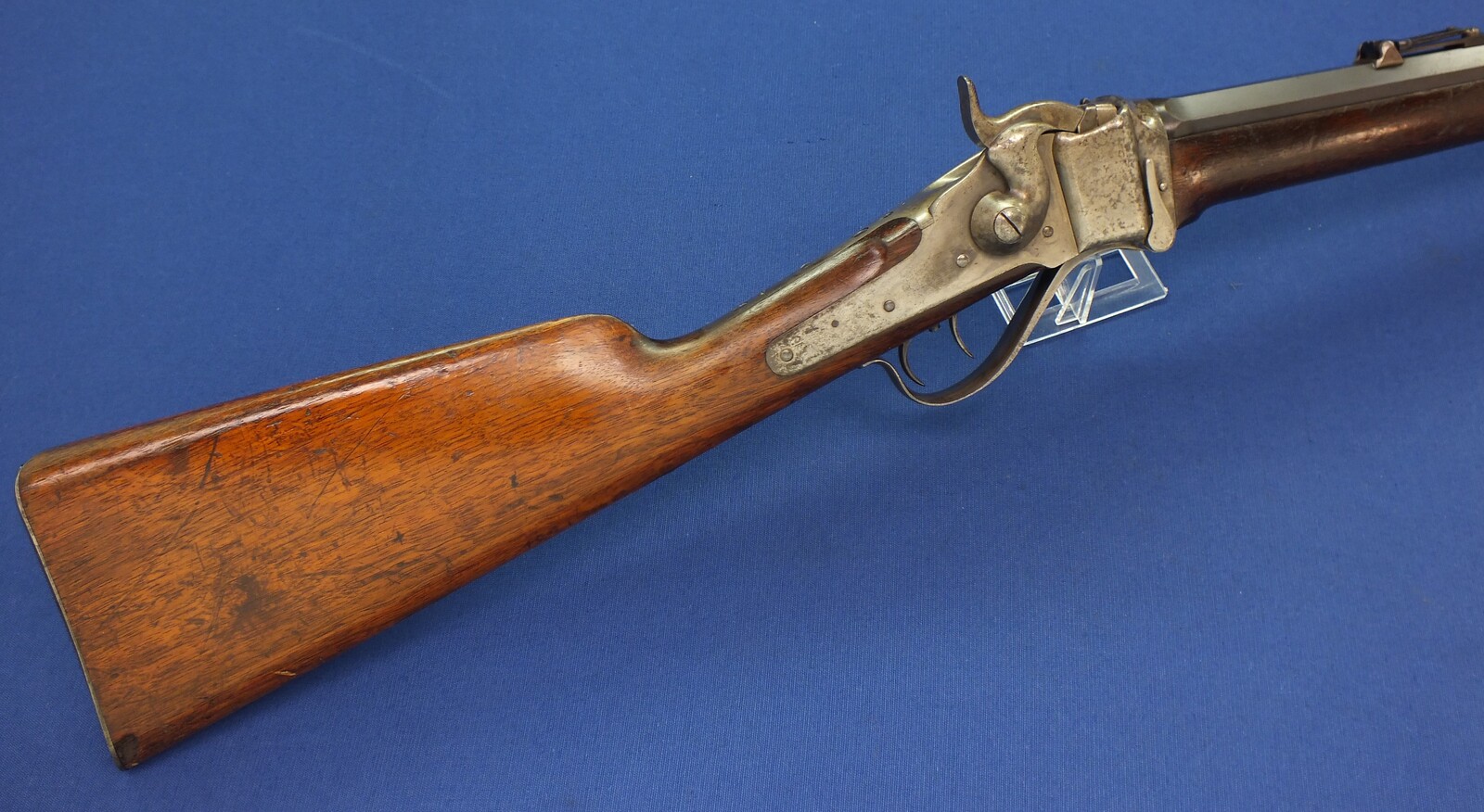 A fine American Sharps Model 1874 Sporting Rifle with Double-set triggers. Caliber 45-70. 30 inch full octagonal barrel of 6 pounds, 6 ounces. Made 1878-80. Length 120cm. In very good condition. 