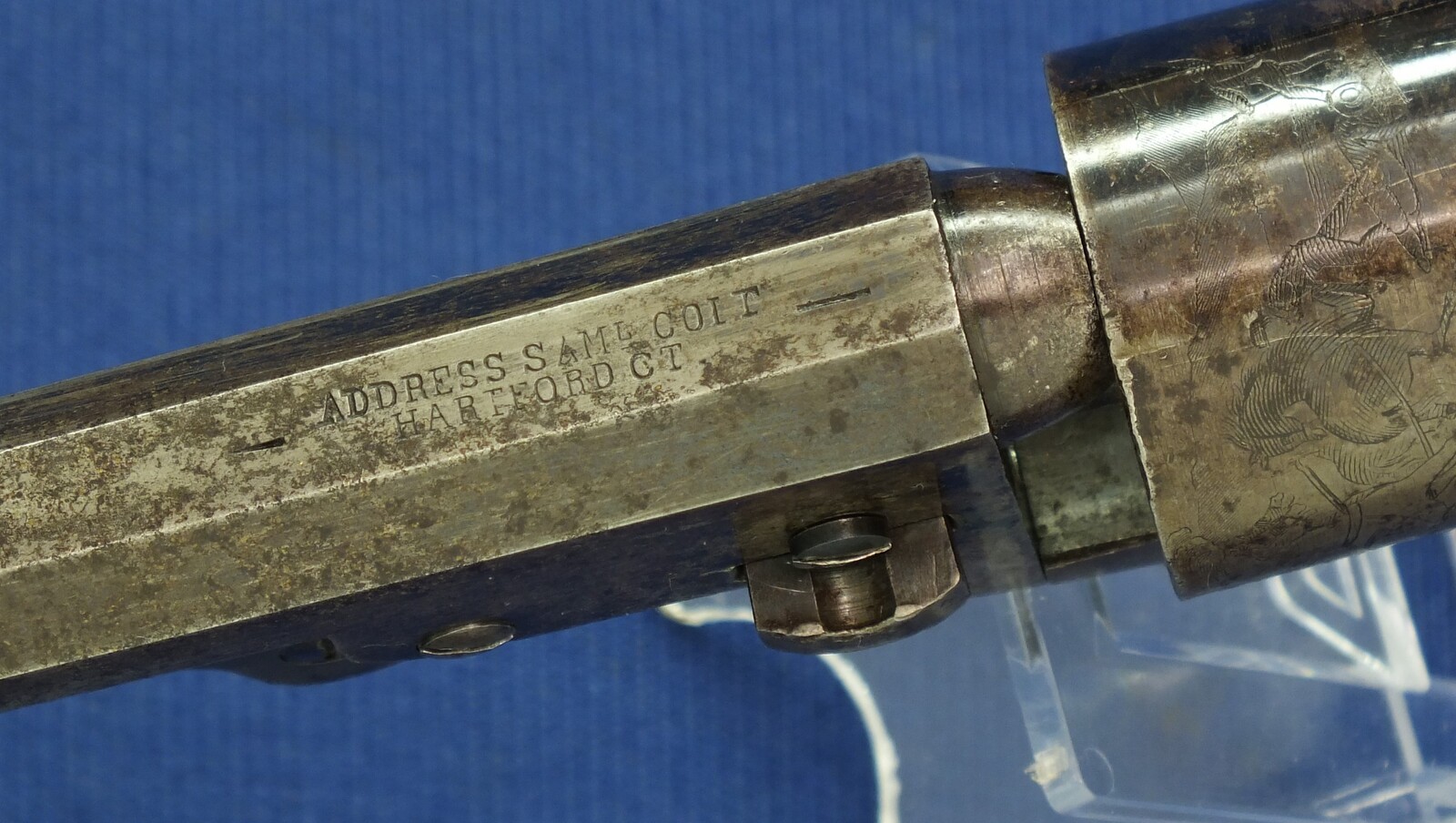 A fine and rare Antique American Colt Model 1849 6 shot Pocket Percussion Revolver with 6 inch barrel with 2 line Hartford Address. Length 29,5cm. In very good condition. Price 3.250 euro.