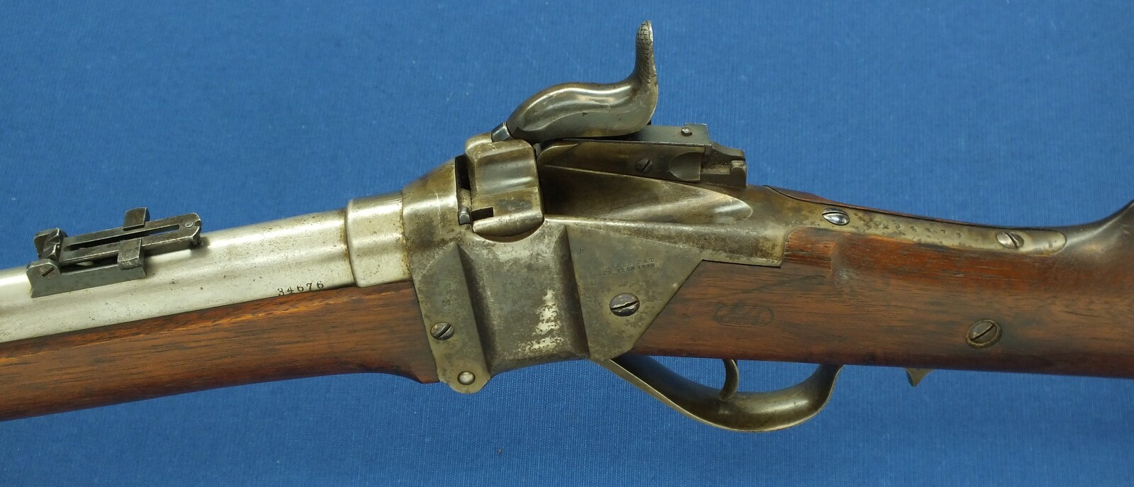 A fine and scarce antique American Springfield Altered Sharps Model 1870 first type Military Trials Rifle in 50/70 caliber. Only 700 made. In near mint condition. Price 7.150 euro.