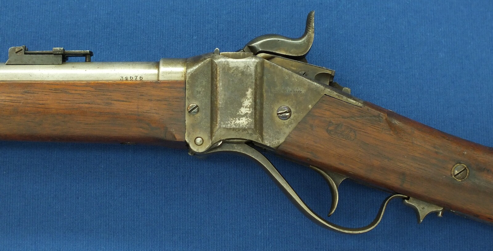 A fine and scarce antique American Springfield Altered Sharps Model 1870 first type Military Trials Rifle in 50/70 caliber. Only 700 made. In near mint condition. Price 7.150 euro.