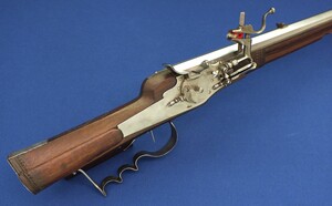 A fine antique 17th century Swiss Wheelock sporting rifle made by Ulrich Hirt Fribourg. Provenance: The Armoury of their Serene Highnesses the Princes zu Salm-Reifferscheidt-Dyck. Caliber 15mm, length 113cm. In very good condition. Price 9.400 euro