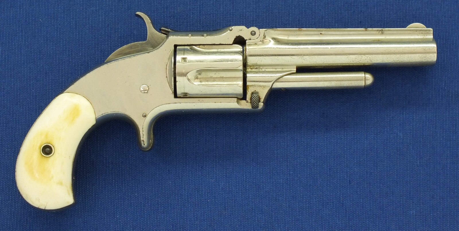 A fine antique 19th century American Nickel Plated Smith & Wesson Revolver, Model No. 1-1/2 Second Issue, .32 Rimfire caliber, 5 shot, 3 1/2 inch barrel, in very good condition