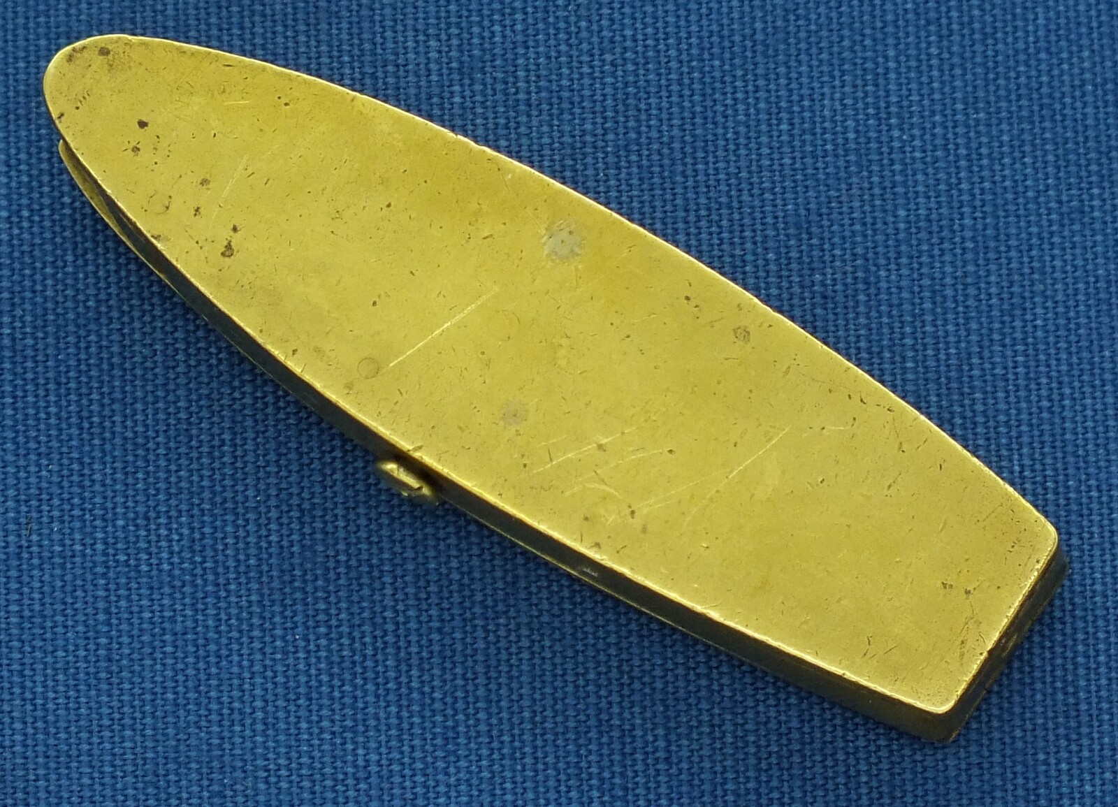 A fine antique 19th Century Capper, marked 