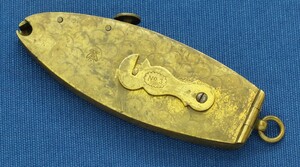 A fine antique 19th century Percussion Cap Dispenser No. 3 , length 10 cm, In very good condition. Price 325 euro