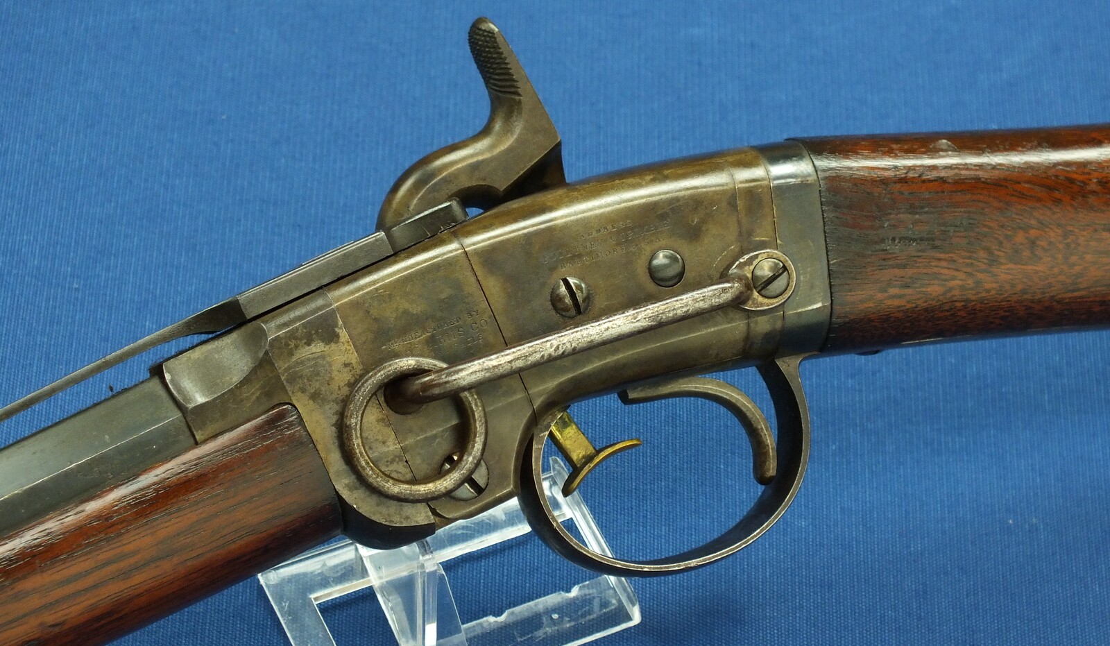 A fine antique American Civil War Smith Breechloading Percussion Carbine. 50 caliber, half 21-5/8 round/octagonal Barrel. In near mint condtion. Price 4.450 euro.