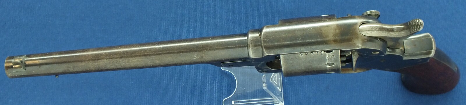 A fine antique American Civil War Starr Arms Co Single Action Model 1863 Army 6 shot percussion Revolver. 44 Caliber. Length 37,5cm. In very good condition. Price 3.800 euro.