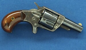 A fine Antique American Colt New Line 5 shot Caliber 41 Rimfire Revolver. Provenance: William M. Locke Collection. Length 16,5cm. In vry good condition. Price 1.750 euro.