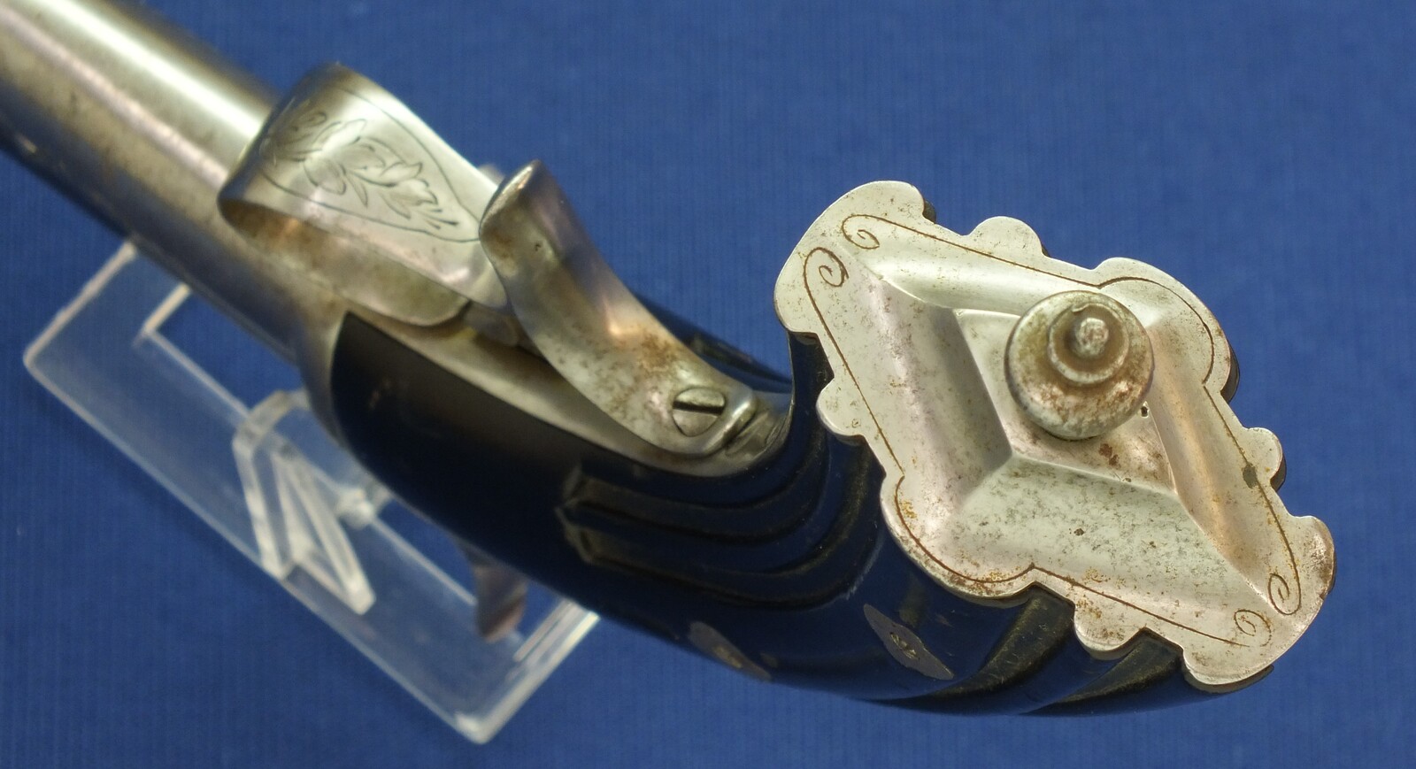 A fine antique Belgian 6mm System Gaubert Brevete Flobert Target/Saloon pistol. 9 inch octagon barrel. Length 37cm. In very good condition. Price 850 euro.