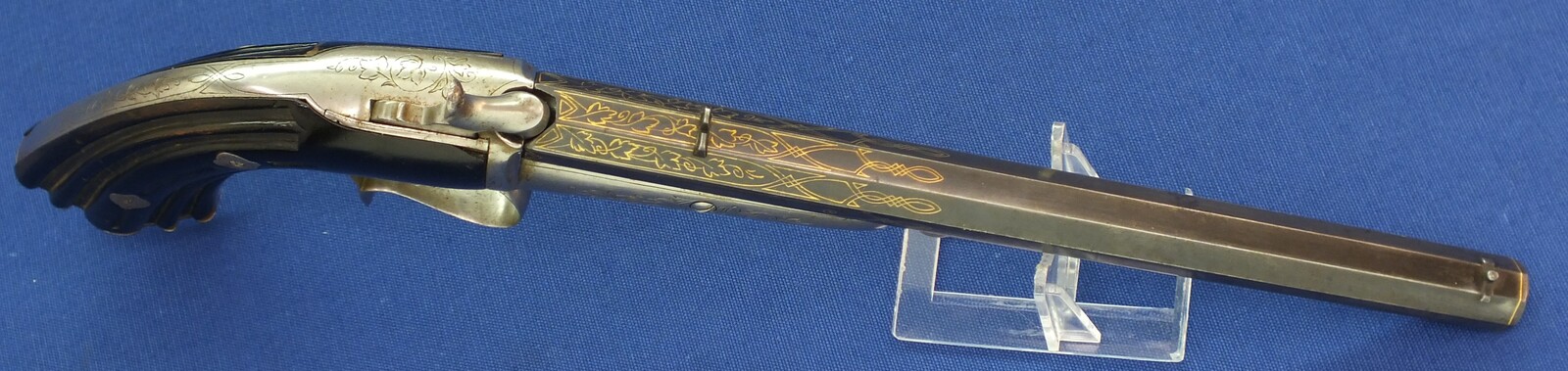 A fine antique Belgian 6mm System Gaubert Brevete Flobert Target/Saloon pistol. 9 inch octagon barrel. Length 37cm. In very good condition. Price 850 euro.