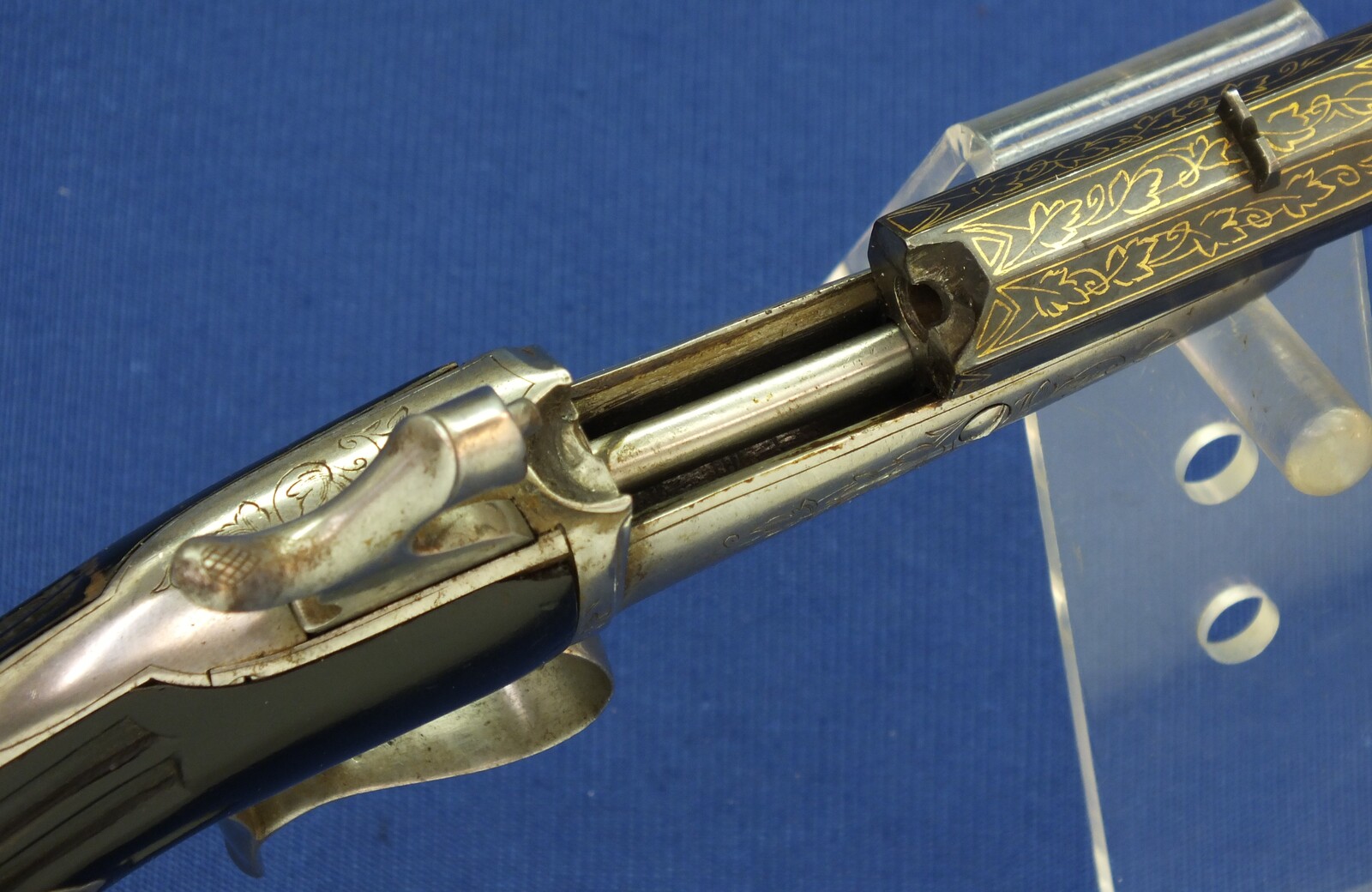 A fine antique Belgian 6mm System Gaubert Brevete Flobert Target/Saloon pistol. 9 inch octagon barrel. Length 37cm. In very good condition. Price 850 euro.