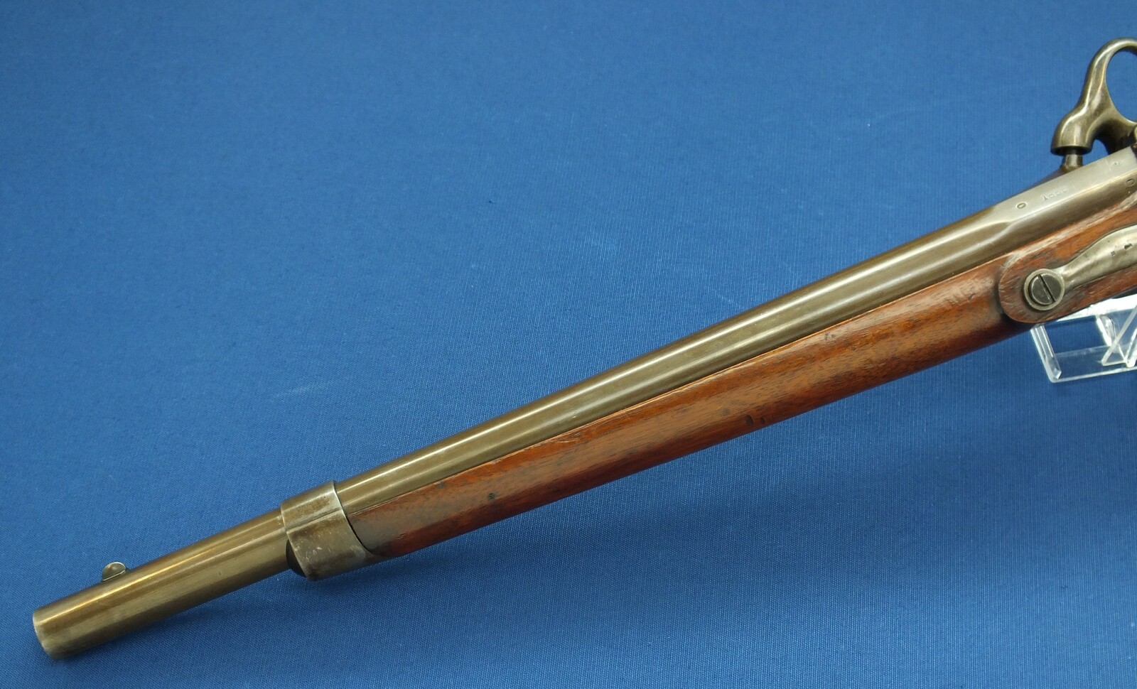 A fine antique Dutch Model 1854 Cavalry Carbine. 16,7mm Caliber, length 84cm. In near mint condition. Price 1.850 euro.