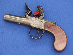 A fine antique English Boxlock Flintlock Pistol signed Butler, caliber 12 mm, length 16,5 cm, in very good condition. Price 685 euro