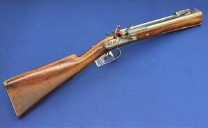 A fine antique English Flintlock Blunderbuss with Spring Bayonet, signed MABSON & LABRON (Birmingham), circa 1800, caliber 3.5 cm, length 80 cm, in very good condition.