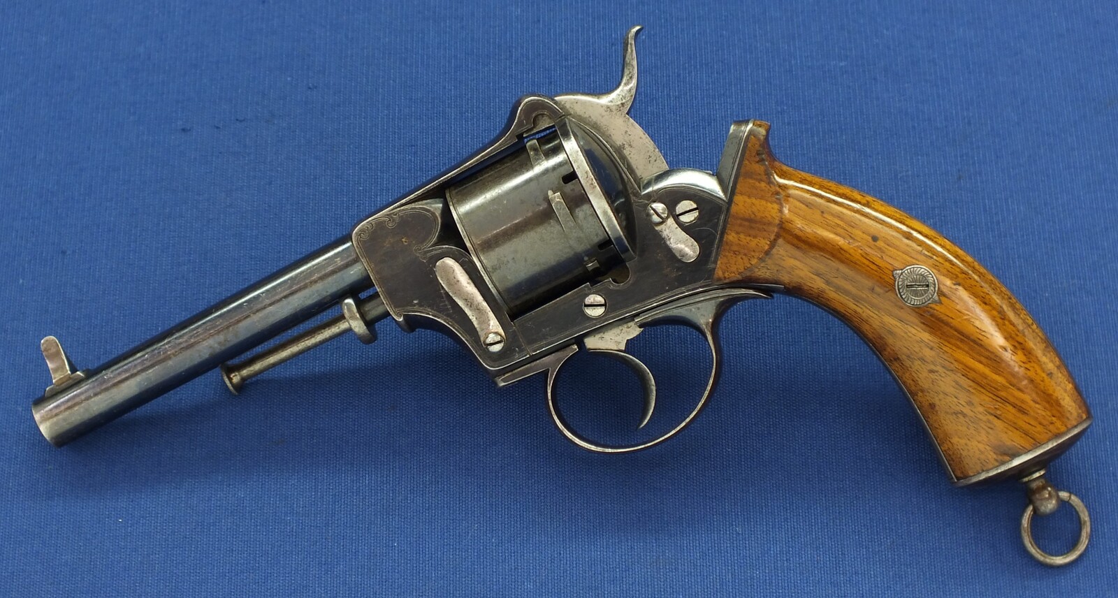 A fine antique German 6 shot single and double action 9mm pinfire Revolver by Valentin Christoph Schilling Suhl. Length 27,5cm. In near mint condition. Price 1.450 euro