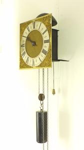 A nice antique 18th century English hoop and spike wall clock signed Tho 's Biddlecombe Sturton Caundle . Price 2.500 euro