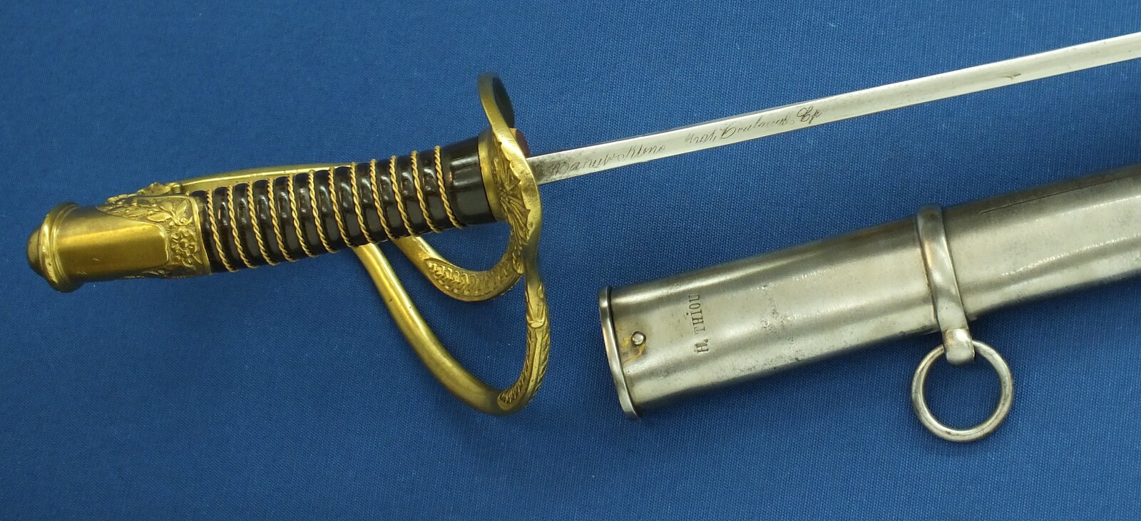 A personalised antique French Officers Cavalry Sword Model 1822, signed Manufacture Klingenthal Coulaux, total length 110 cm, in very good condition. Price 750 euro