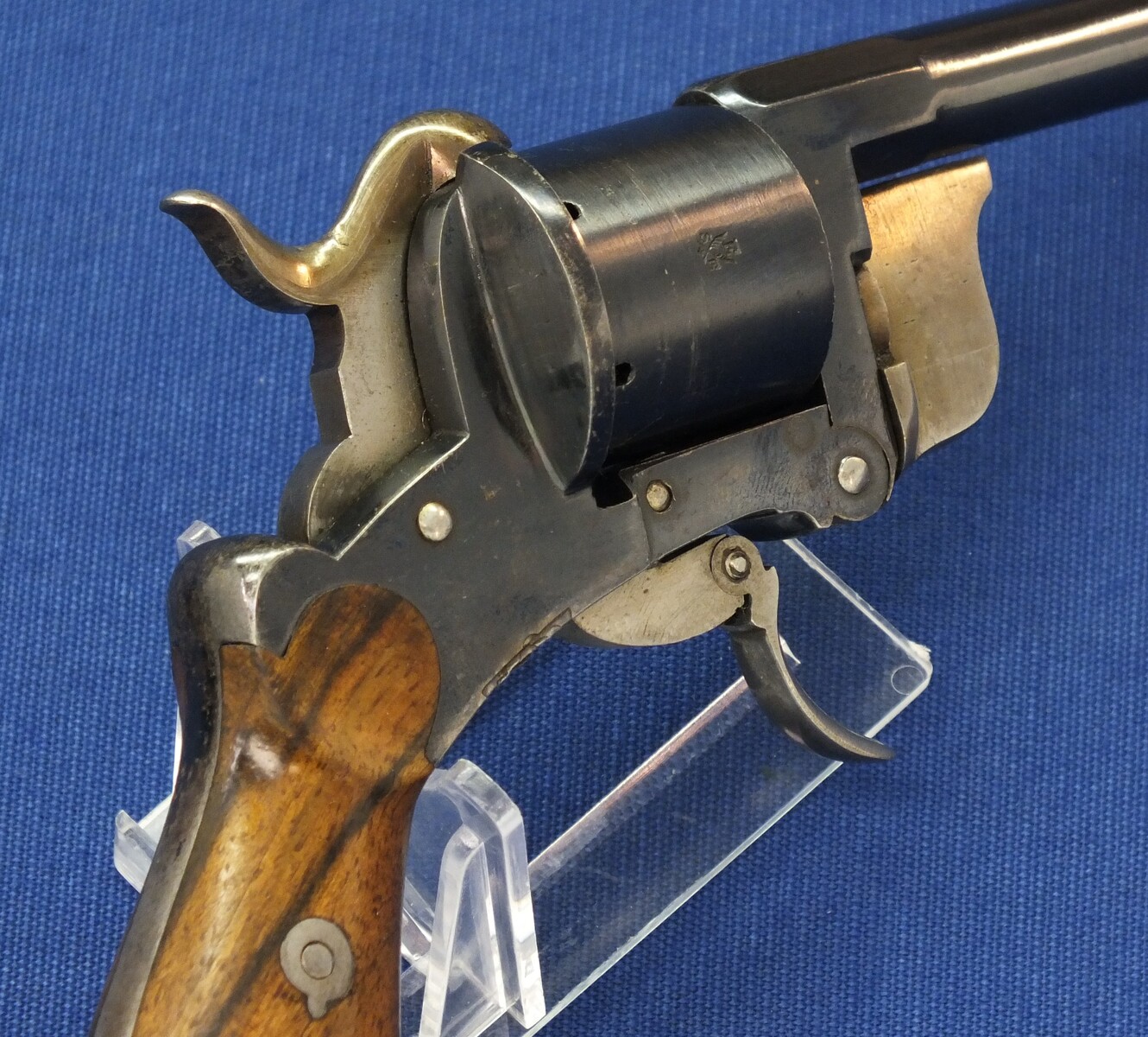 A rare and fine antique French Pipe-Cased 6 shot 7mm Pinfire Revolver by J.B. EYRAUD'S French patent nr. 71170 April 26, 1866 Tip-down barrel design. Length 20cm. In near mint condition. Price 2.250 euro.