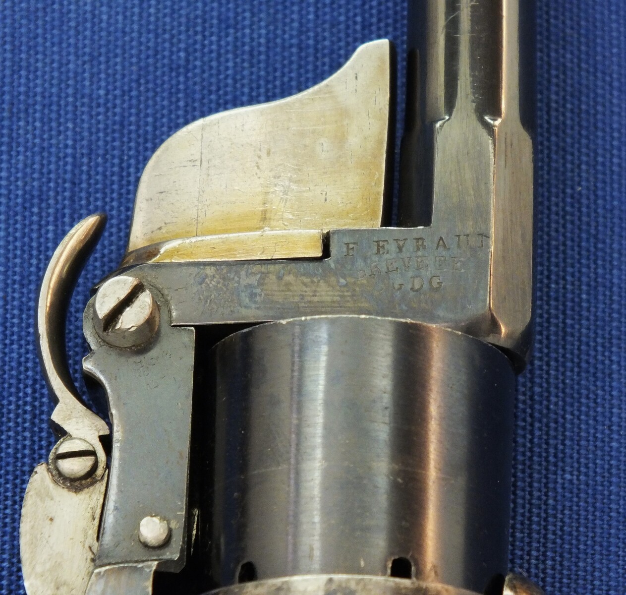 A rare and fine antique French Pipe-Cased 6 shot 7mm Pinfire Revolver by J.B. EYRAUD'S French patent nr. 71170 April 26, 1866 Tip-down barrel design. Length 20cm. In near mint condition. Price 2.250 euro.