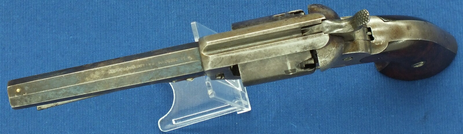 A rare Antique American 6 shot Second model William Irving Pocket Percussion Revolver. Made by James Reid NY under Contract for W.W. Marston NY. Caliber 31. Length 25cm. In very good condition. Price 1.650 euro.