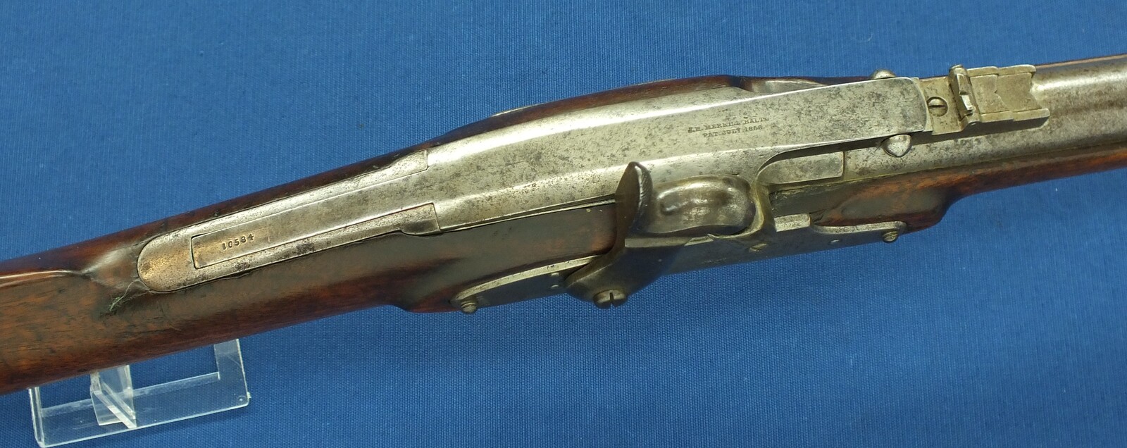 A rare antique American Civil War First type Merrill breechloading percussion Carbine. Caliber 54, 22,1/8 inch barrel. Length 94cm. In very good condition. Price 3.750 euro