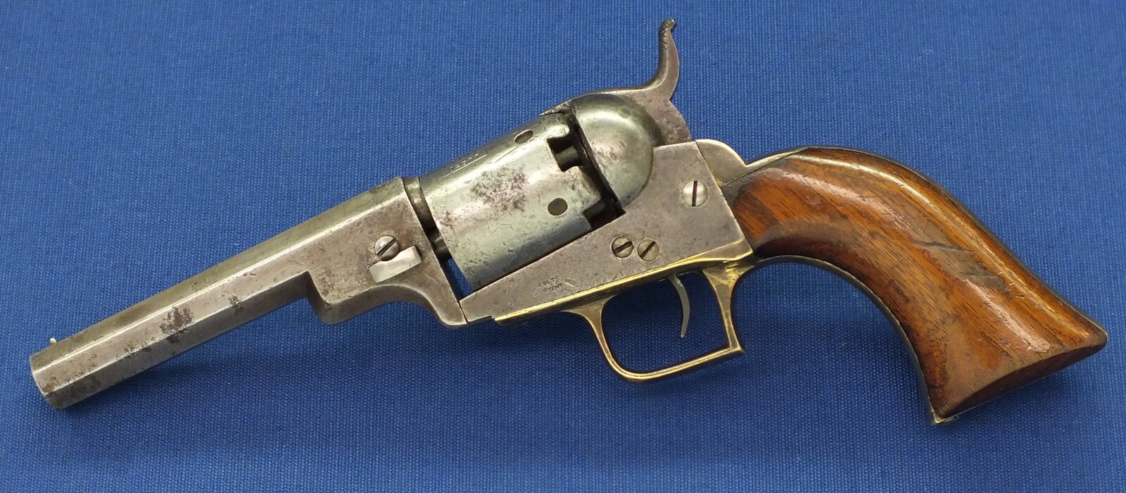 A rare antique American Colt Model 1848 Baby Dragoon 5 shot Percussion revolver with double stamped New York Address. 31 Caliber. 4 inch Barrel with stamping error. Length 24,5cm. In very good condition. Price 3.750 euro.