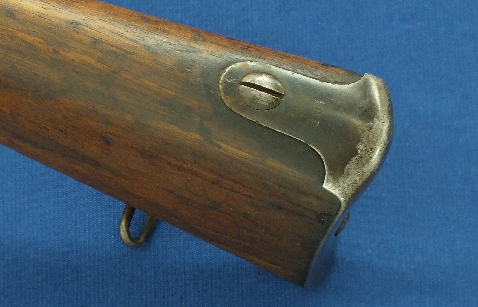 A rare antique Dutch East Indies Beaumont Model 1871 Carbine by P. Stevens Maastricht. 12mm smooth Caliber, lenght 103cm. In very good condition. Price 1.500 euro.