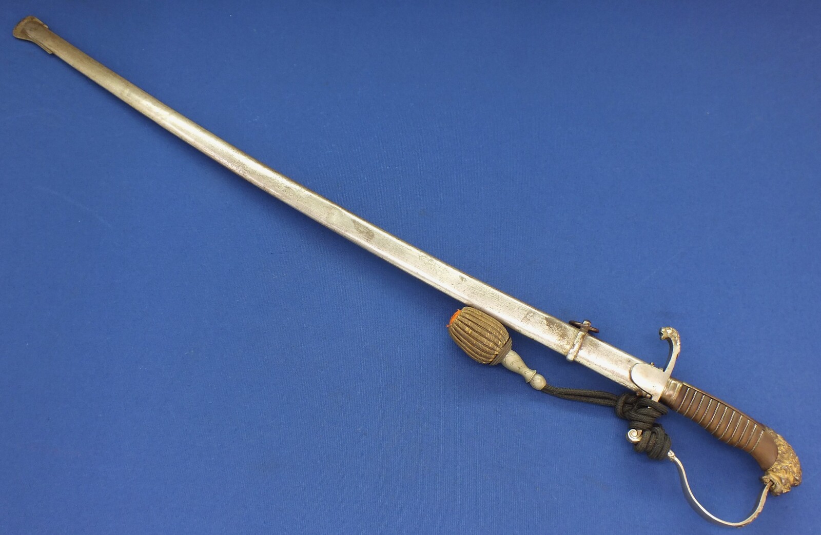 A rare antique WW1 Dutch Model 1912 officers Sword 