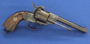 A scarce and fine antique French Navy/ De Marine Troupe Pinfire single action 6 shot Revolver Model 1858. Signed Mre Imp.ale de St Etienne. 12mm Caliber, length 31cm. In very good condition. Price 3.250 euro