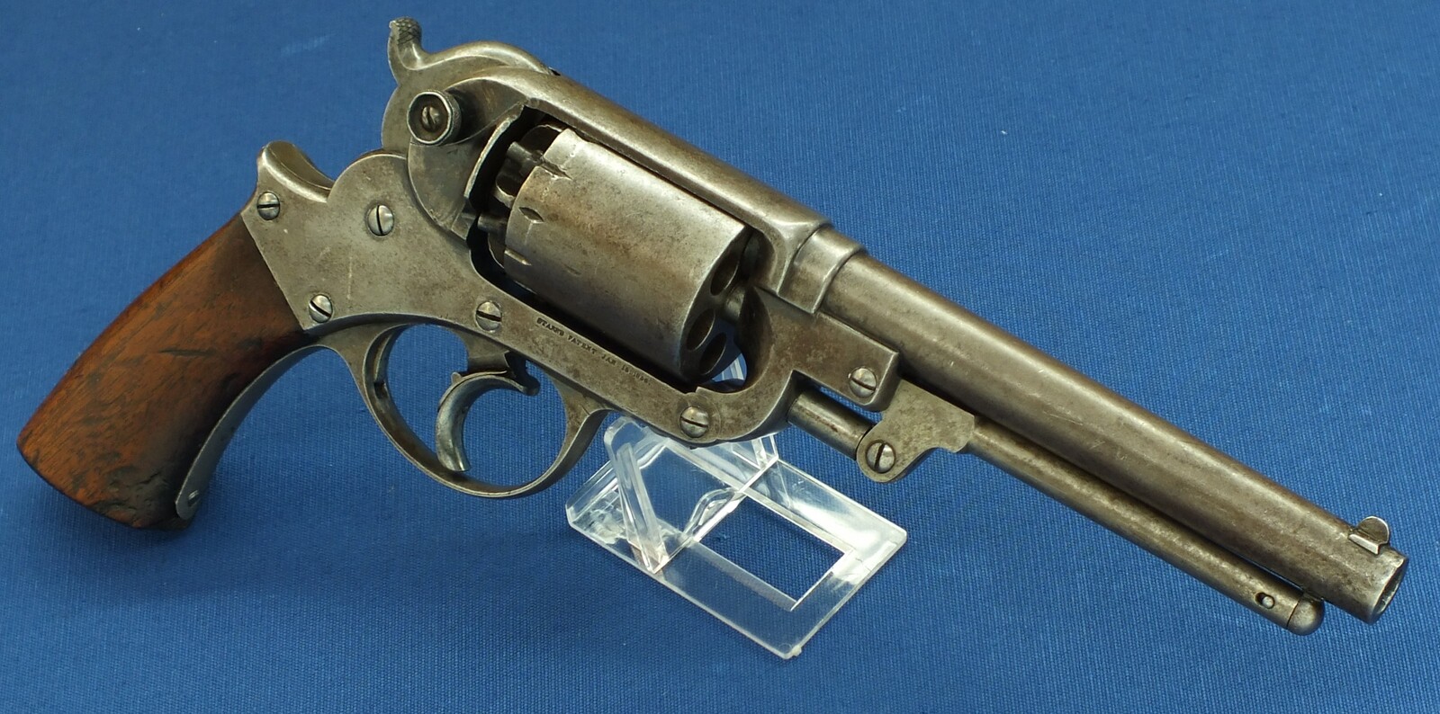 A scarce Antique American Civil War Starr Arms Co Model 1858 6 shot Double Action Percussion Navy Revolver. Caliber 36. Only 3000 made. Length 34cm. In very good condition. Price 2.750 euro.