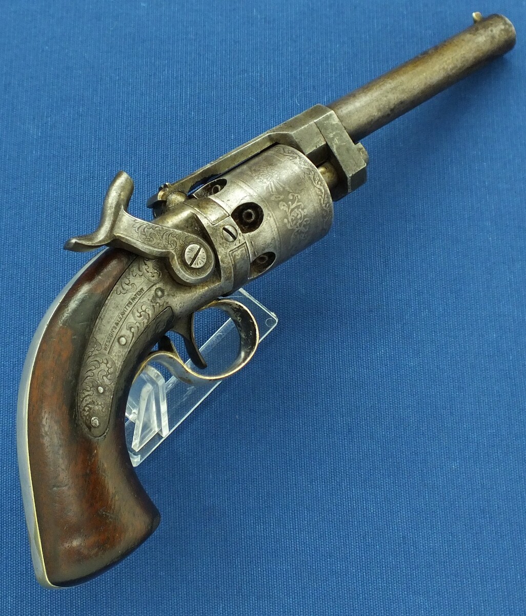 A scarce Antique American Massachutes Arms Co Chicopee Falls. Wesson&Leavitt Belt percussion revolver. In a very good condition. Lenght 27 cm, 31 caliber. Price 1.350 euro.