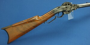 A scarce antique American P.W.Porter 8 shot revolving Turret Rifle, Third Model. 30inch heavy barrel. Caliber .50. Length 125 cm. In very good condition. Price 9.250 euro.