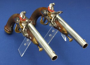 A very fine antique Pair French Cavalry Officers Flintlock Pistols, Model 1816, signed 