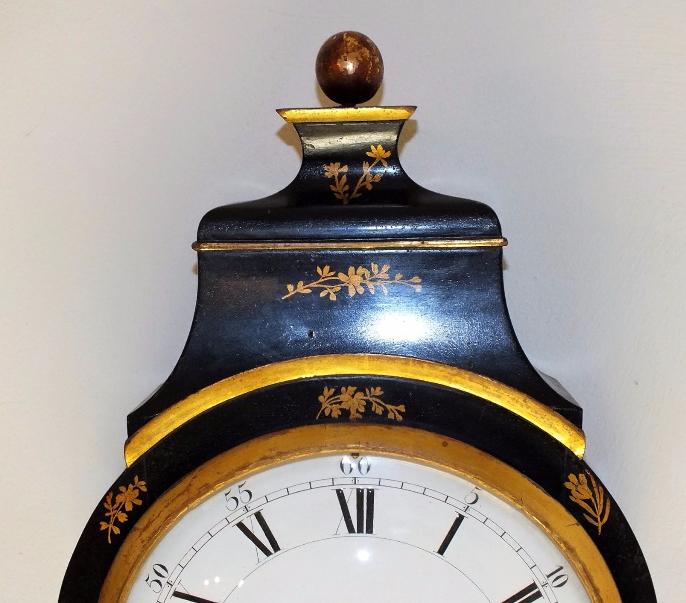 A very nice 18th Century Antique Swiss Neuchatellenoise Clock, height 87 cm, Price  2.450 euro