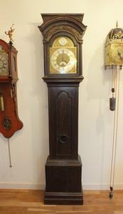 A very nice Antique 18th Century English Longcase Clock by PETER HOGG FELTON, height 235 cm. Price 3.750 euro