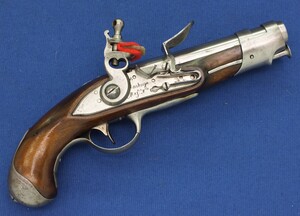 A very nice antique 18th century French Flintlock Gendarmerie Pistol, Model 1770, Lock signed Maubeuge Manufacture National. Caliber 15,2 mm, length 25,5 cm, in very good condition. Price 1.995 Euro